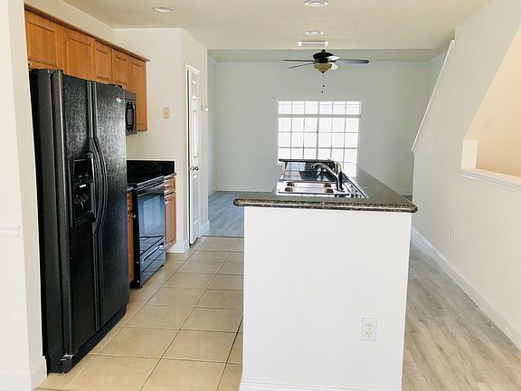 3rd image of 5224 W Kennedy Blvd