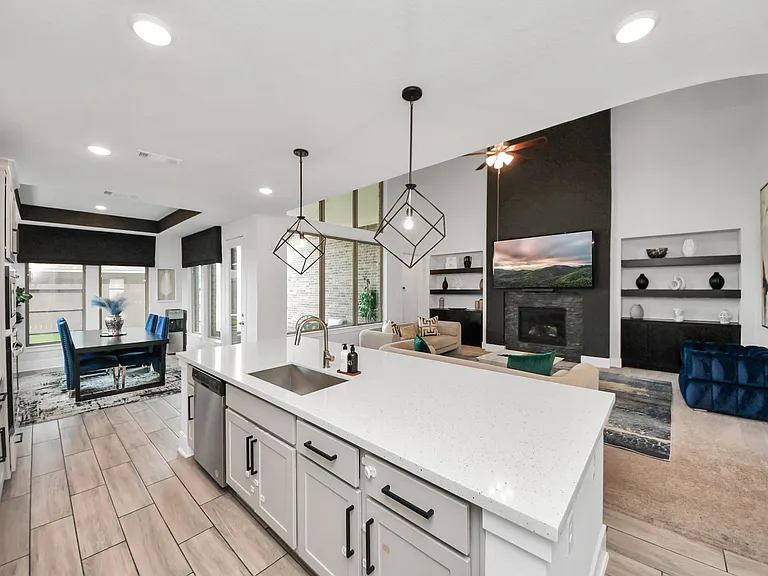 10410 Carina Cloud Ln — Photo 25