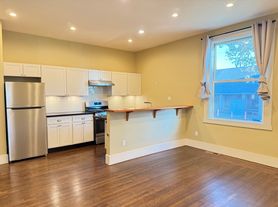 2215 Cedar St, Berkeley, CA