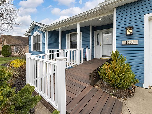 3rd image of 2550 Dorn Rd