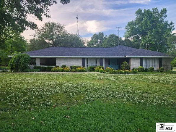 111 Burnside Dr, Tallulah, LA 71282