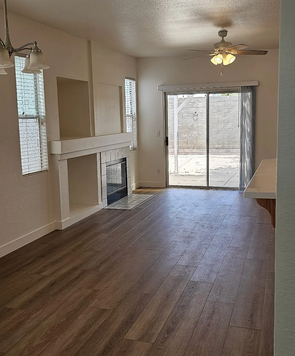 3 bed, 1344 sqft, $3,000 — Photo 2