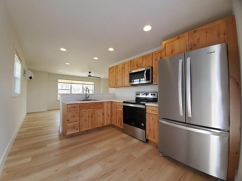 1st image of 3354 S 30th Ave #1