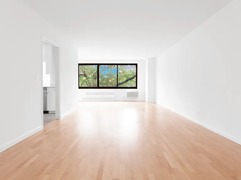 40 W 135th St #6E — Photo 4