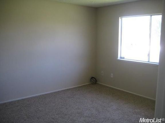 5th image of 8588 Danridge Dr