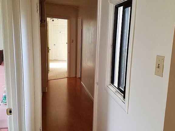 4th image of 3917-3919 Noriega St