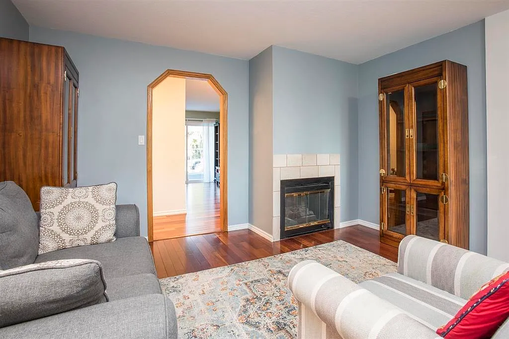 3 bed, 1600 sqft, $3,250 — Photo 3