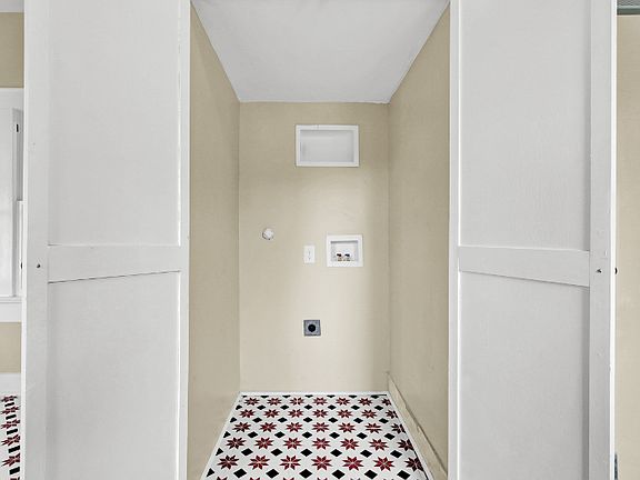 4th image of 1719 McKinley Ave