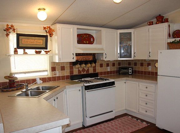 4th image of 2302 Double Eagle Dr