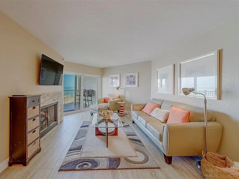 17980 Gulf Blvd #402 — Photo 17