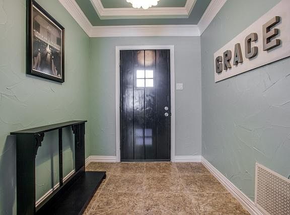 3rd image of 104 Pebble Beach Dr