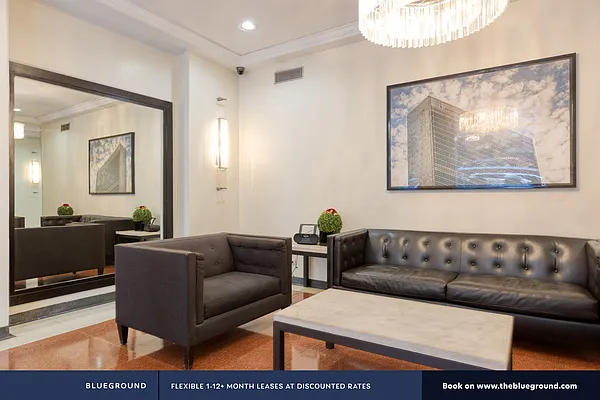 Rented by The Blueground | media 13