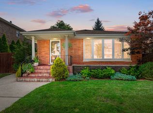 2424 Wood St, River Grove, IL 60171