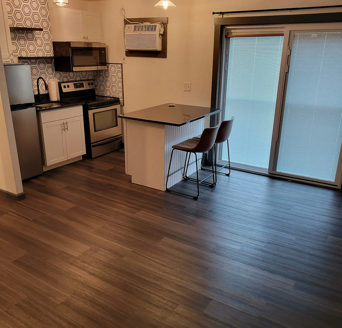 421 College Avenue, Unit 201 — Photo 3