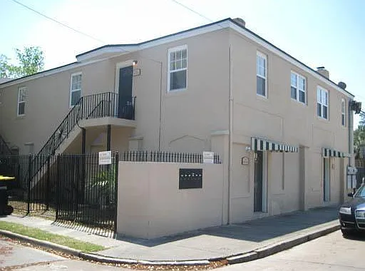 2 bed, 1000 sqft, $1,250 — Photo 2