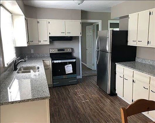 2nd image of 148 SW 93rd St #1