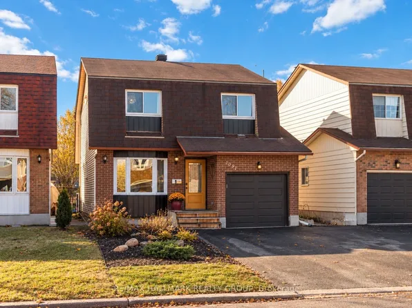 1091 Burgundy Ln, Ottawa, ON K1C 2M9