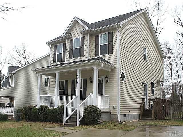 Front Yard/Driveway