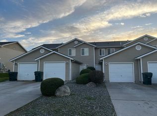 270 Raymond St #C, Umatilla, OR 97882
