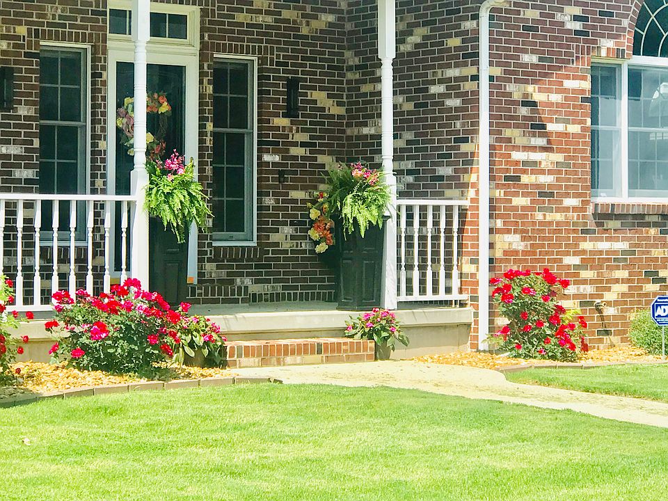 2nd image of 762 Schroll Ct