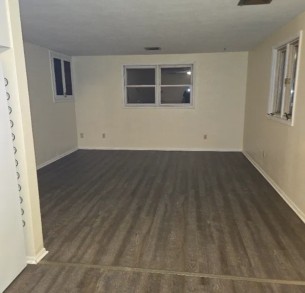 513 N Oak Ave #1/2 — Photo 4