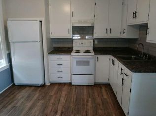 31 Oakdale Ave, Pawtucket, RI 02860