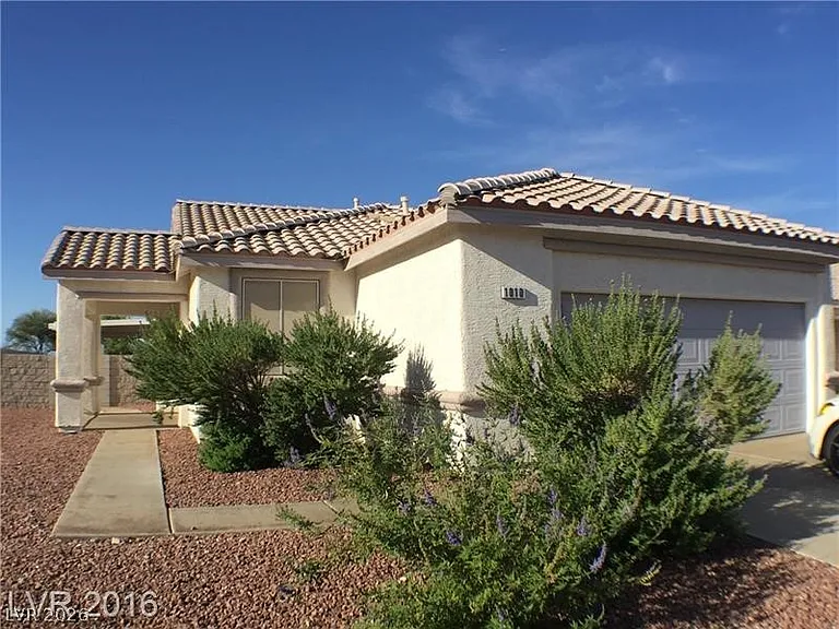 1010 Seaside Daisy Ct — Photo 1
