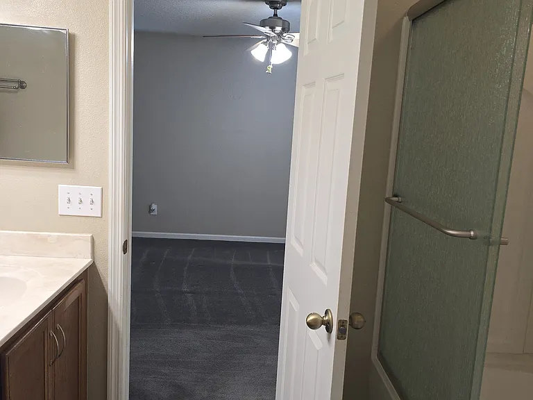 607 Mount Olympus Blvd — Photo 30