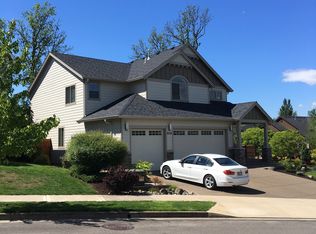 5210 Hook Dr, Newberg, OR 97132