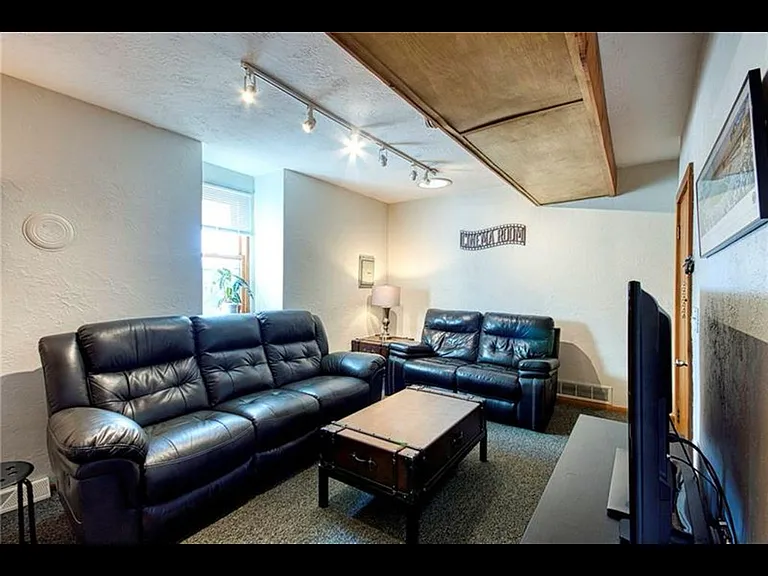 1618 Roland St #2 — Photo 4