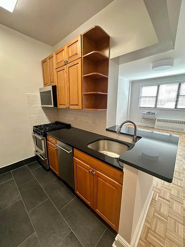 442 West 57th Street 1A