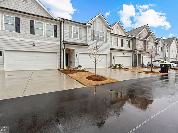 2nd image of 48 Leggett Dr