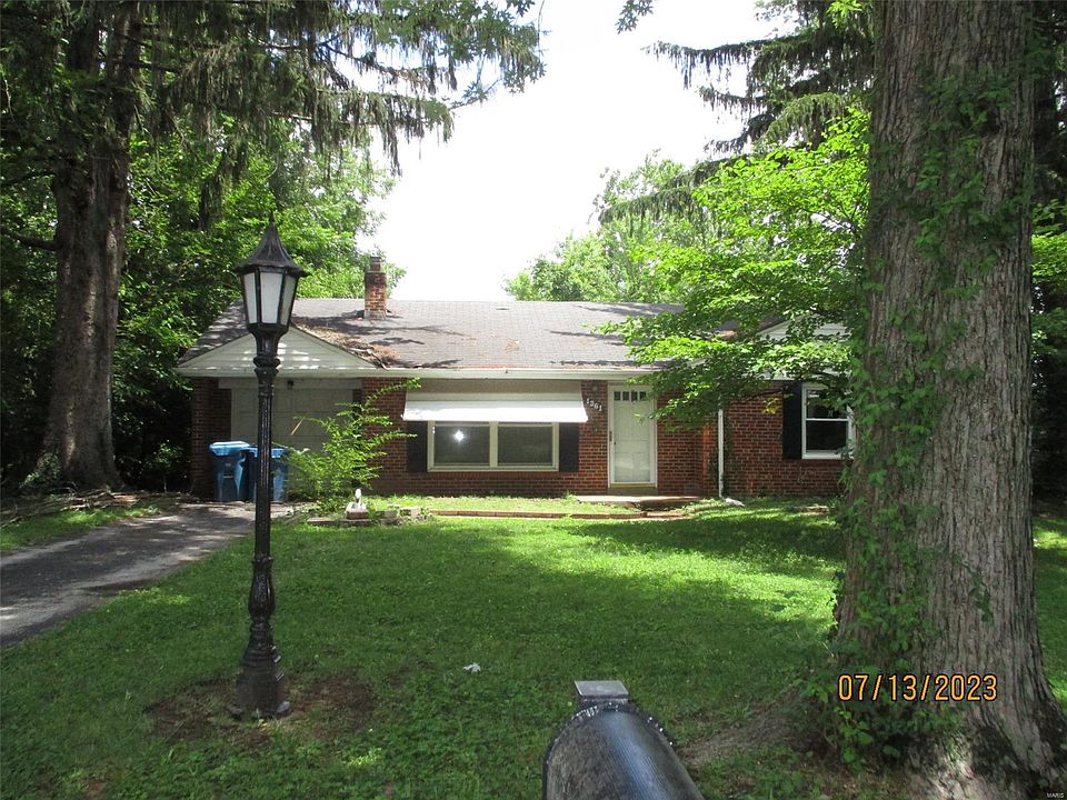 1st image of 1361 Thatcher Ave