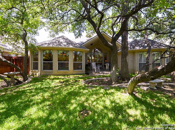 2nd image of 5110 Ascot Pl