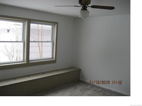 5th image of 30 Pryor Ave