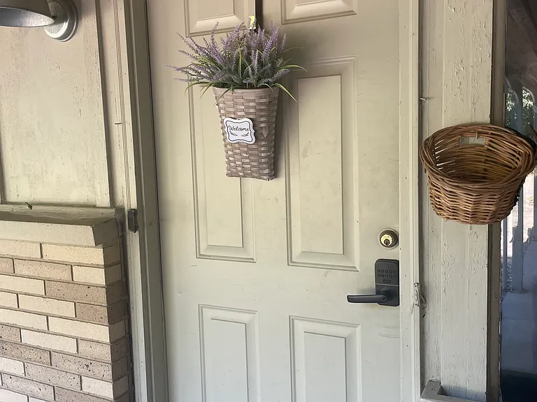 Summit Ridge Ln NE — Photo 3
