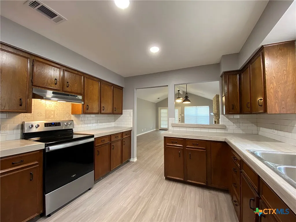 2 bed, 2.0 bath, 1287 sqft, $1,825 — Photo 4