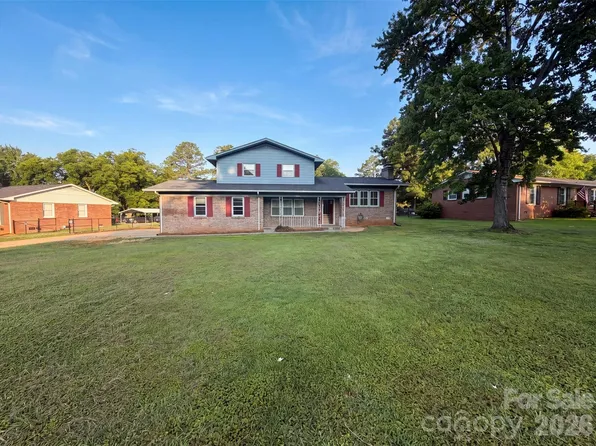1248 Christopher Cir, Rock Hill, SC 29730