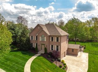 108 Ridgemont Dr, Cranberry Township, PA
