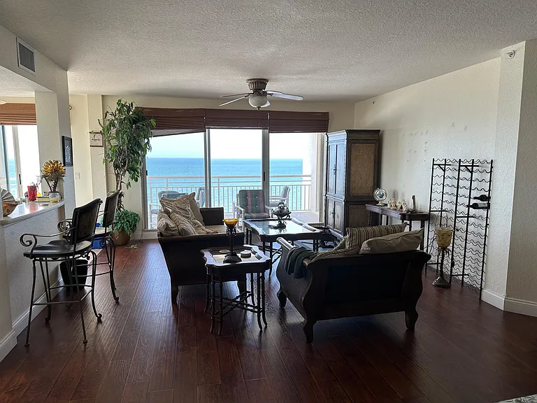 10 Papaya St #1201 — Photo 22