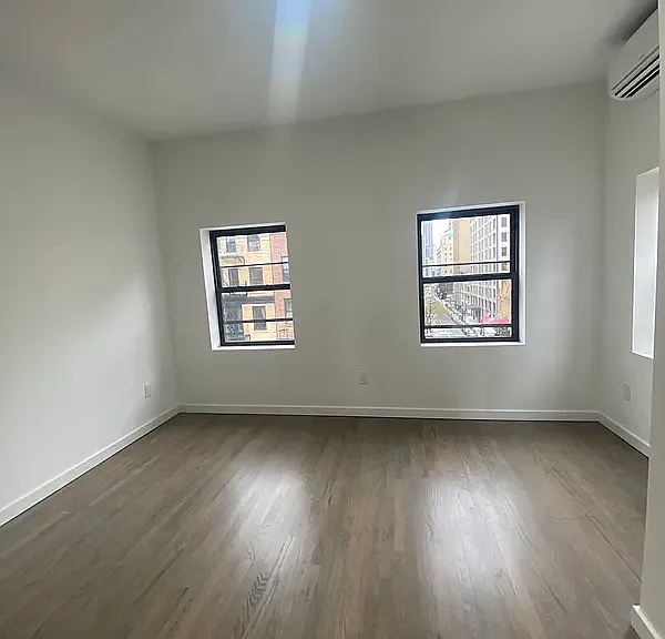 92 Court St #3 — Photo 5