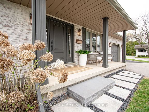 2nd image of 3 Belfast Cir