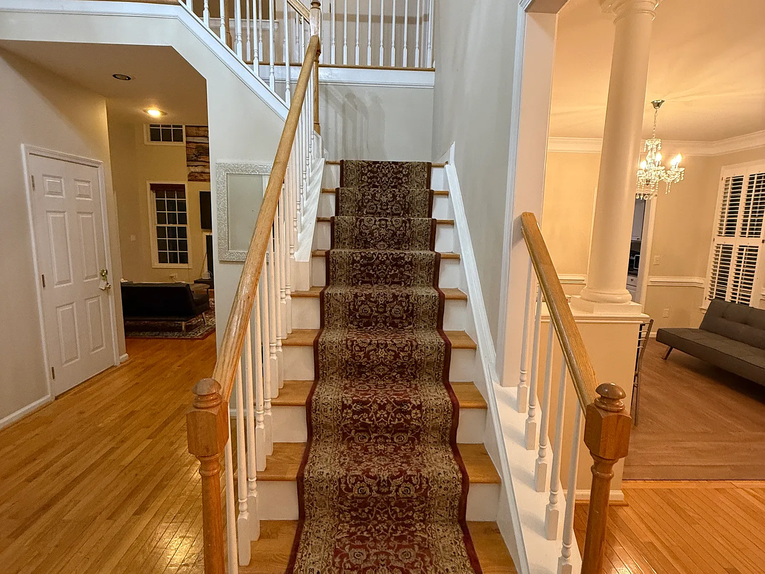 5 bed, 2560 sqft, $3,300 — Photo 4