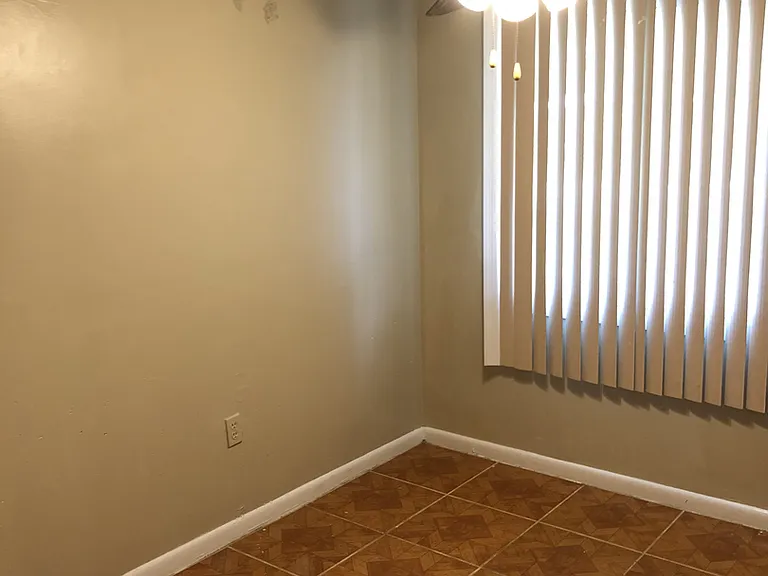 3002 Arrow St — Photo 3