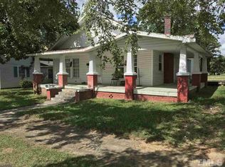 207 N Fayetteville Ave, Dunn, NC 28334