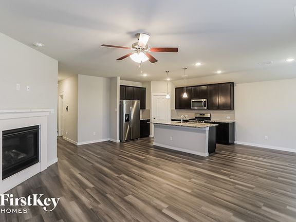 3rd image of 9017 Zubia Ln