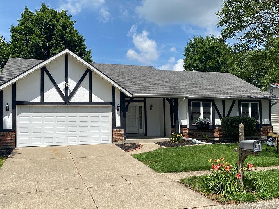 1st image of 1919 Acorn Trail Dr