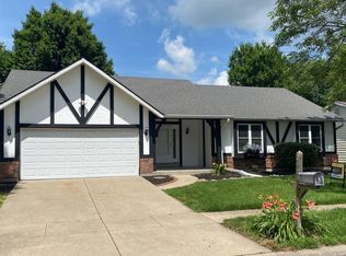 1919 Acorn Trail Dr, Florissant, MO 63031