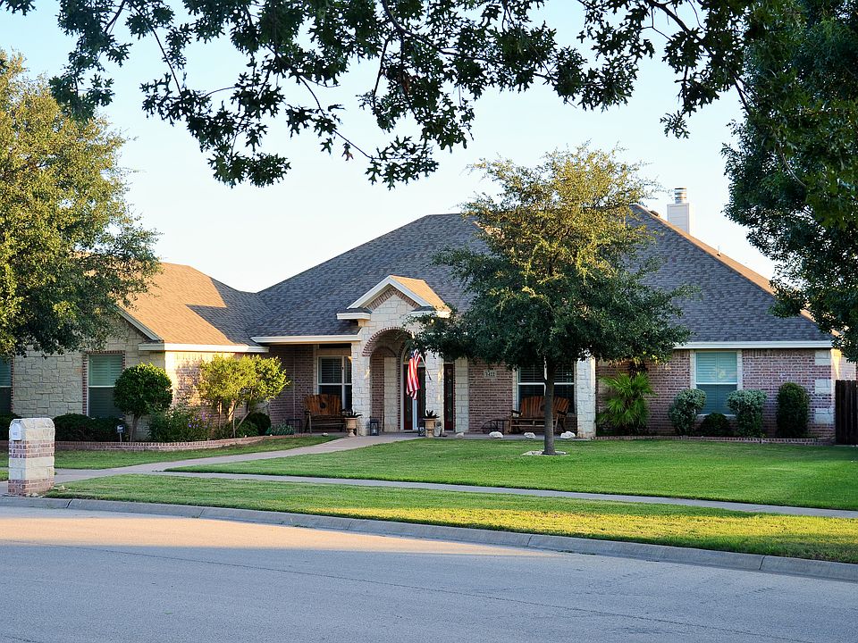 1st image of 1422 Derby Ct