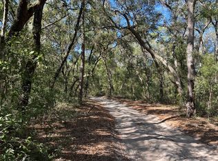 104 Sunset Ln, Interlachen, FL 32148